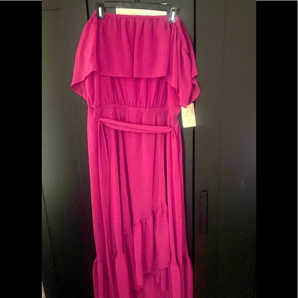 A Beautiful Soul strapless midi dress